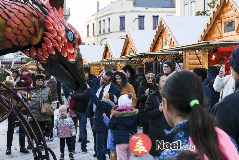 Bonjour l'Hiver : Marché de Noel, Patinoire, Spectacles