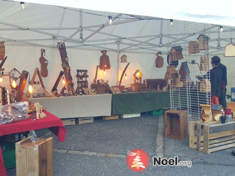 Marché artisanal de Noël Clamévasion à SERMAISE 91