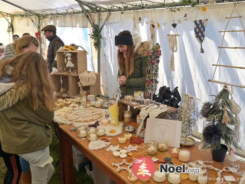 Marché de Noël du teulet avec concours de bûches patissieres