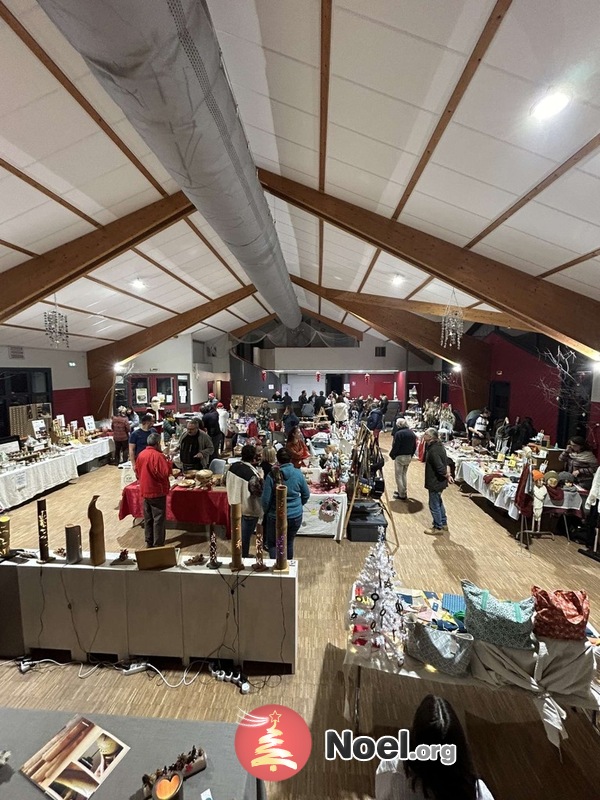 Marché de noël Estivareilles 42380