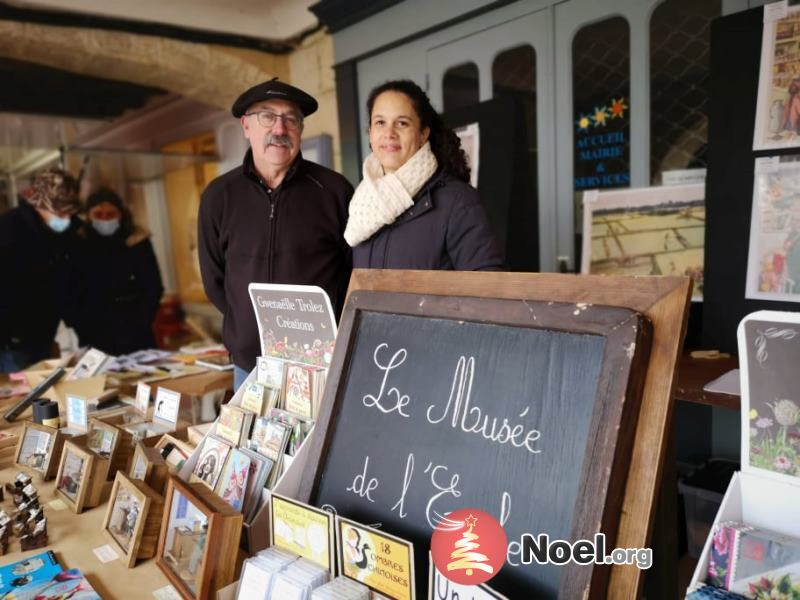 Marché de noël et fête de l'arbre