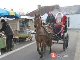 Photo marche de Noël de saint urbain 2024 à Saint-Urbain