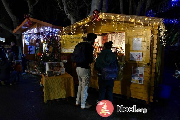 Marché de Noël-Village de Noël