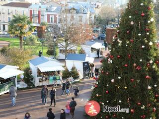 Photo du marché de Noël Village de Noël de Nogent-sur-Marne